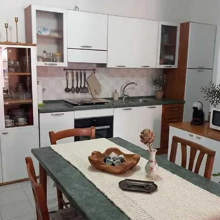 Violetta House Budoni *